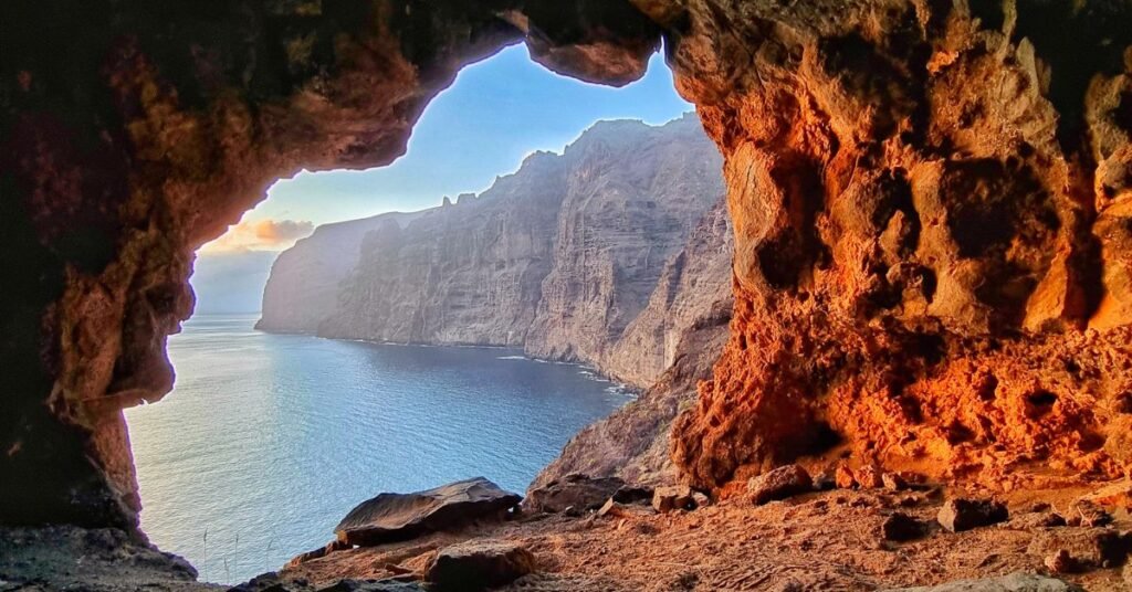 vista de los acantilados de los gigantes en tenerife