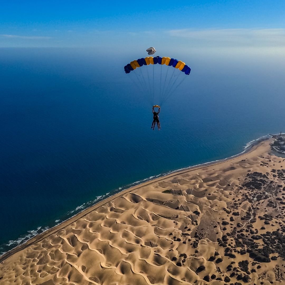 gran canaria skok ze spadochronem widoki